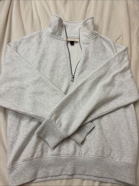Universal Thread Heather Gray Quarter-Zip Sweatshirt